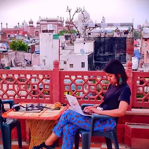  Maison d'hôtes India Walking Distance From Taj Mahal-- Rooftop Taj Mahal View Inde