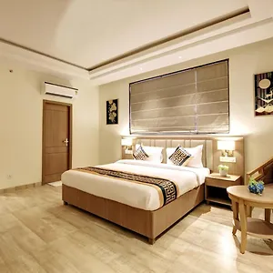 **** Hotel King Delhi Airport Inde